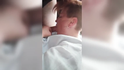 Замужняя Таня из моей коллекции делает минет в машине